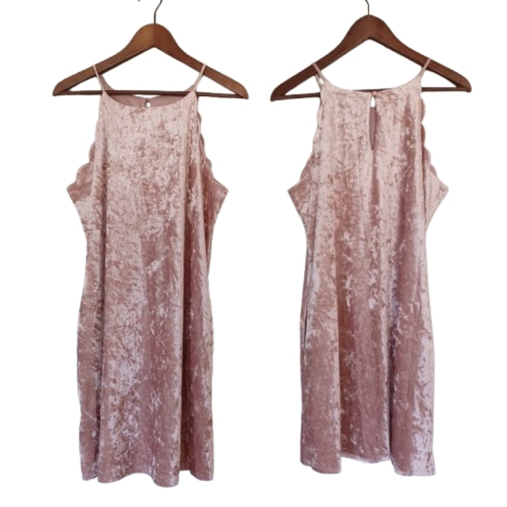 BCX Elegant Blush Pink Crushed Velvet Swing Dress Scalloped Halter Mini Dress